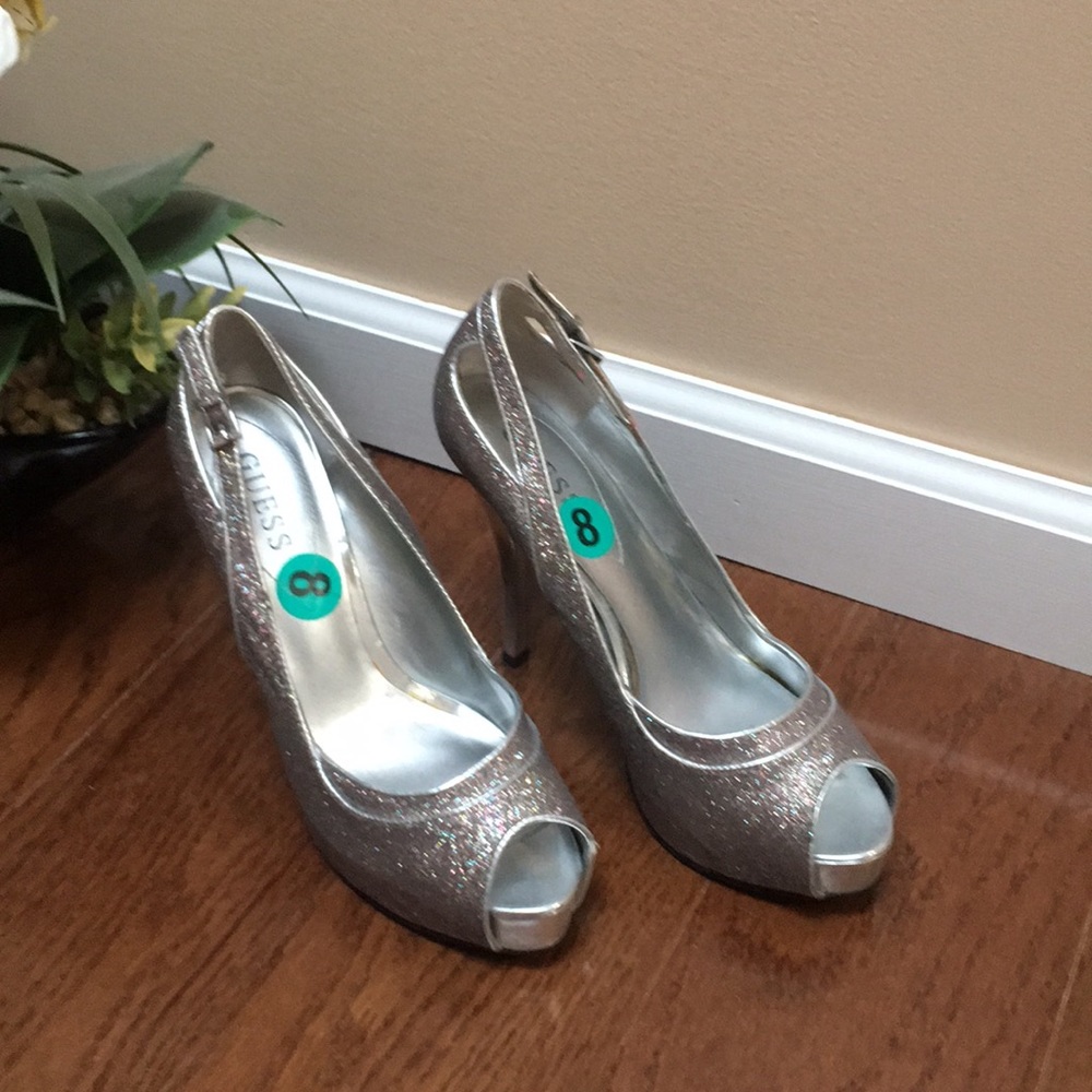 Dress shoes